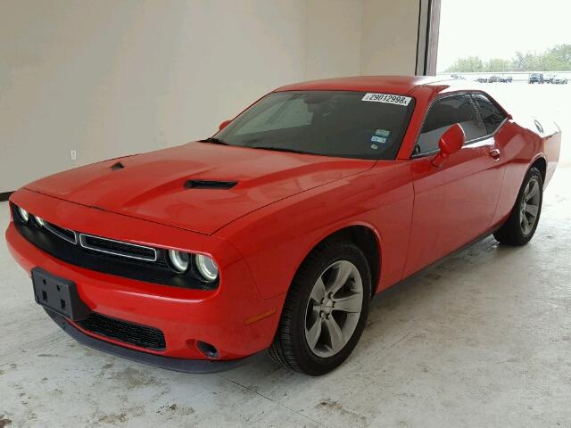 2C3CDZAGXFH719069 - 2015 DODGE CHALLENGER RED photo 2