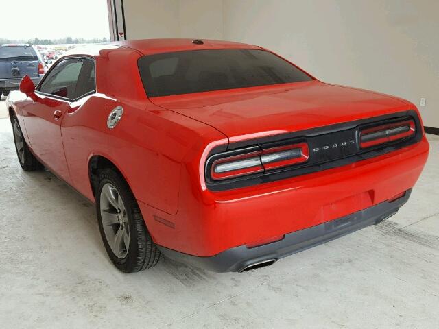 2C3CDZAGXFH719069 - 2015 DODGE CHALLENGER RED photo 3