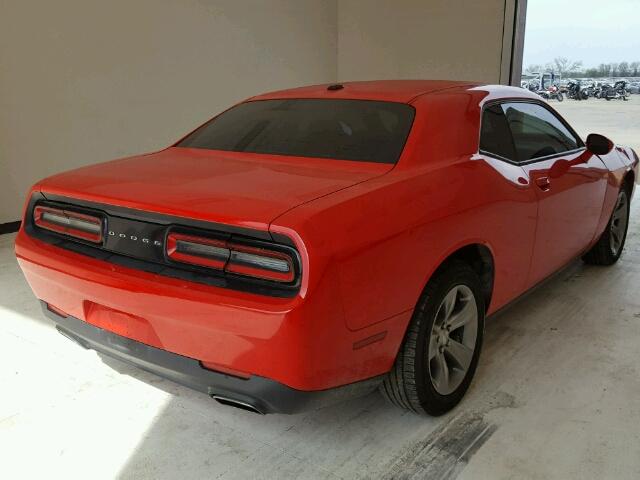 2C3CDZAGXFH719069 - 2015 DODGE CHALLENGER RED photo 4