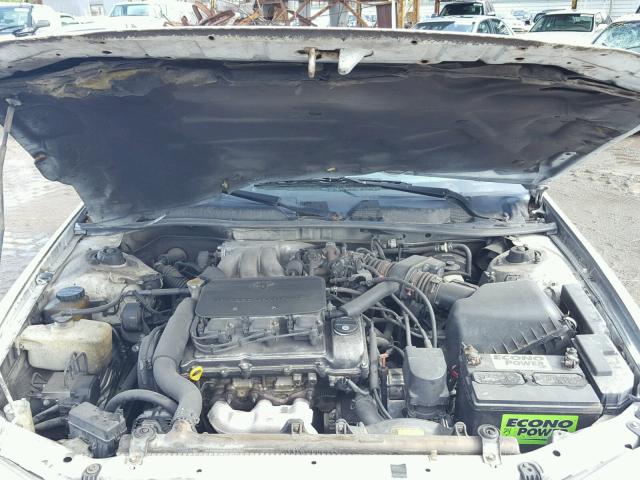 JT2BF22K5W0137230 - 1998 TOYOTA CAMRY CE WHITE photo 7