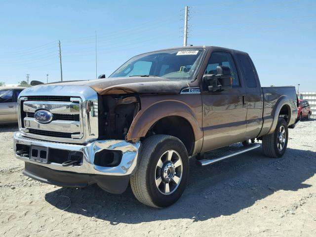 1FT7X2B6XCEC08966 - 2012 FORD F250 SUPER BROWN photo 2