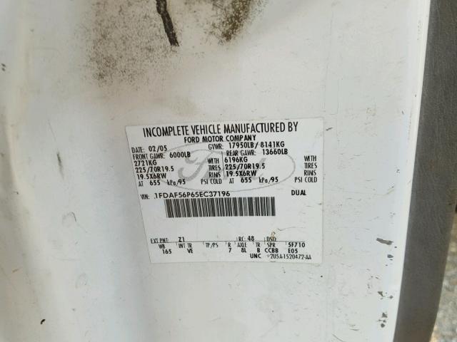 1FDAF56P65EC37196 - 2005 FORD F550 SUPER WHITE photo 10