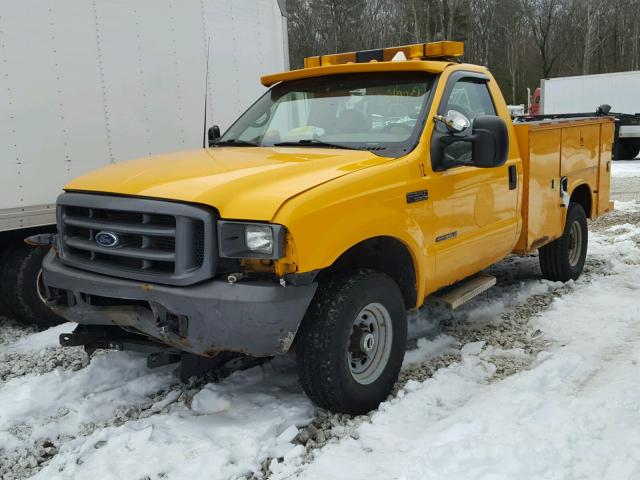 1FTSF31FXXEE71954 - 1999 FORD F350 SRW S YELLOW photo 2