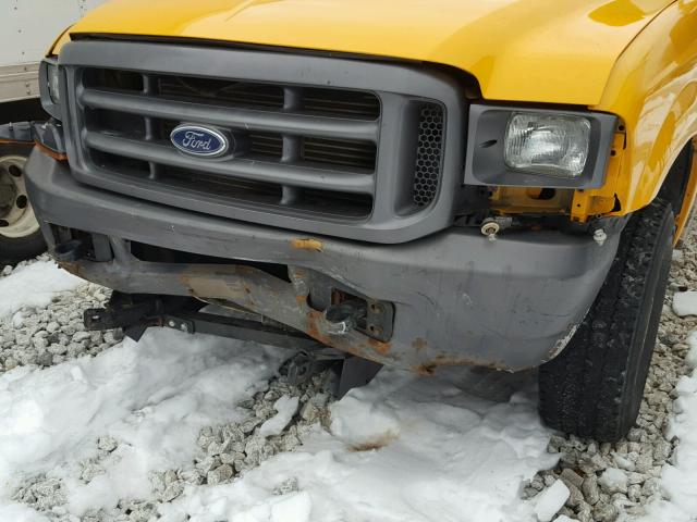 1FTSF31FXXEE71954 - 1999 FORD F350 SRW S YELLOW photo 9