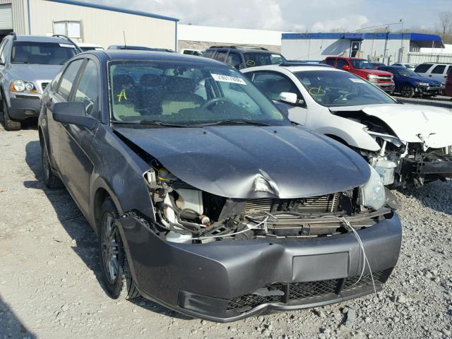 1FAHP35N99W258800 - 2009 FORD FOCUS SE GRAY photo 1