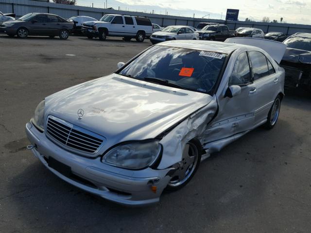 WDBNG75J52A300530 - 2002 MERCEDES-BENZ S 500 SILVER photo 2