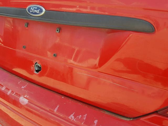 1FAFP33P62W196709 - 2002 FORD FOCUS LX RED photo 9