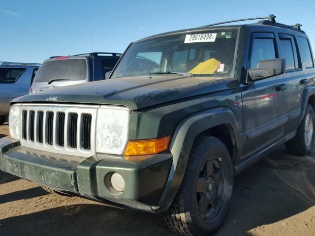 1J8HG48P97C550418 - 2007 JEEP COMMANDER GREEN photo 2