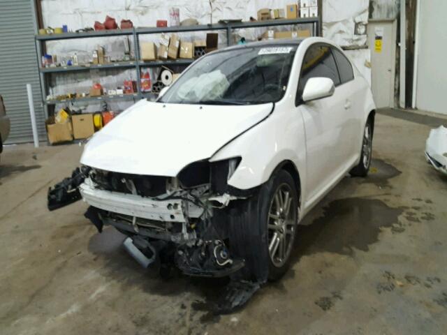 JTKDE167180224055 - 2008 TOYOTA SCION TC WHITE photo 2