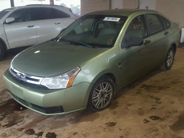 1FAHP35N88W148674 - 2008 FORD FOCUS SE GREEN photo 2