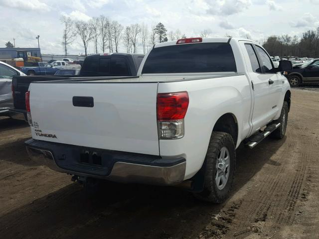 5TFRY5F14DX146010 - 2013 TOYOTA TUNDRA DOU WHITE photo 4