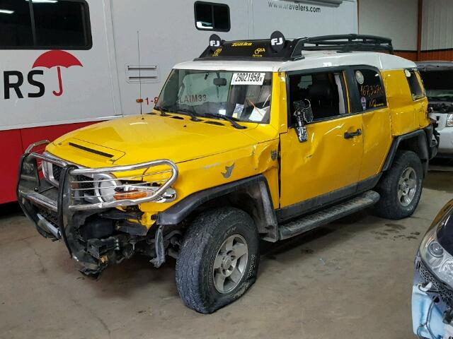 JTEBU11F98K036075 - 2008 TOYOTA FJ CRUISER YELLOW photo 2