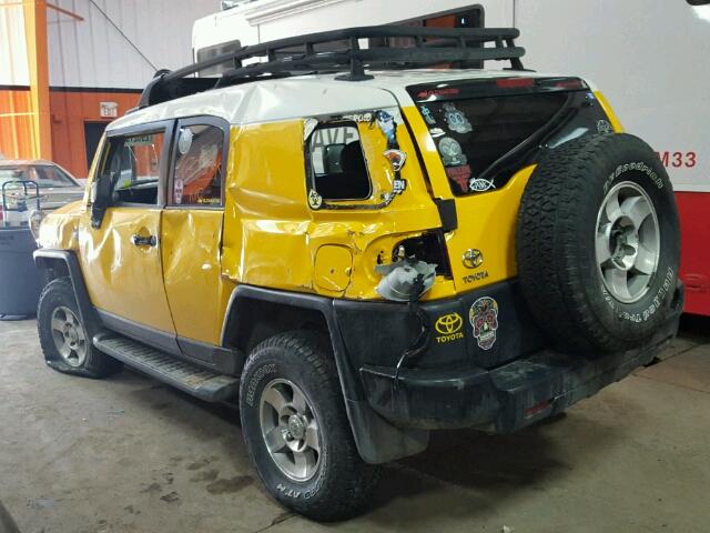 JTEBU11F98K036075 - 2008 TOYOTA FJ CRUISER YELLOW photo 3