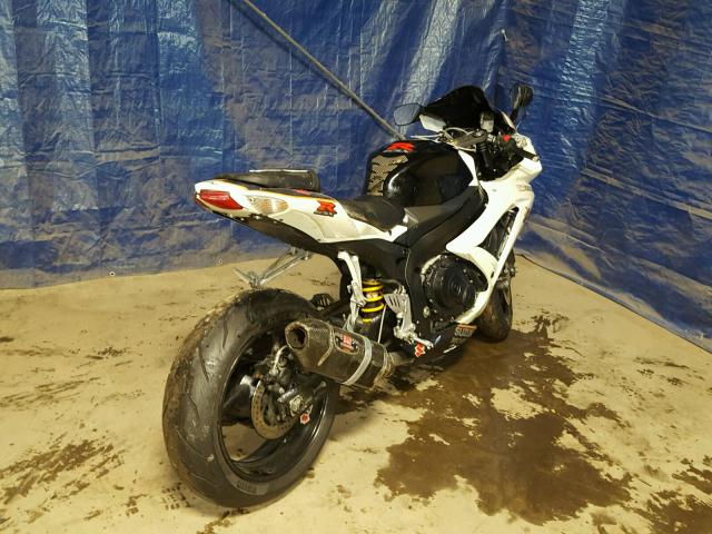 JS1GR7LAX82102465 - 2008 SUZUKI GSX-R750 WHITE photo 4