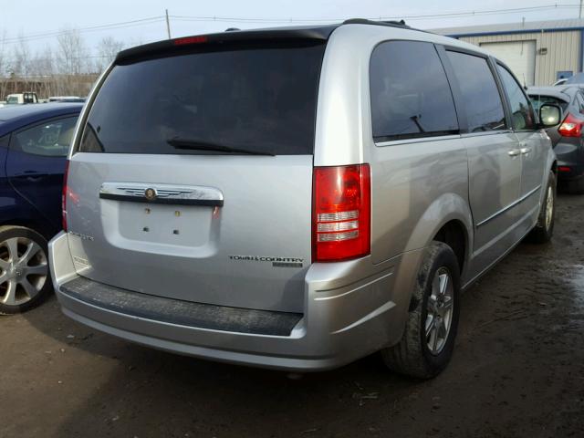 2A4RR5D11AR169894 - 2010 CHRYSLER TOWN & COU GRAY photo 4