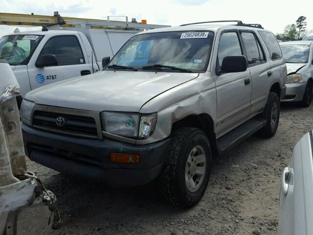 JT3GM84R7W0034444 - 1998 TOYOTA 4RUNNER SILVER photo 2