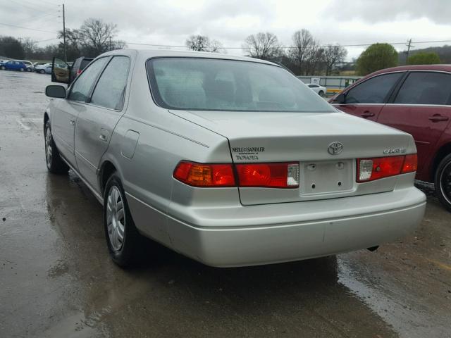 4T1BG22K11U040883 - 2001 TOYOTA CAMRY CE SILVER photo 3