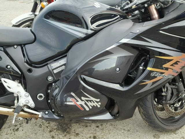 JS1GX72A892100240 - 2009 SUZUKI GSX1300 R BLACK photo 7