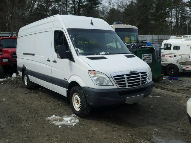 WDYPE845485337228 - 2008 FREIGHTLINER SPRINTER 2 WHITE photo 1