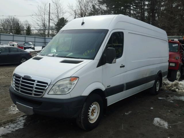 WDYPE845485337228 - 2008 FREIGHTLINER SPRINTER 2 WHITE photo 2