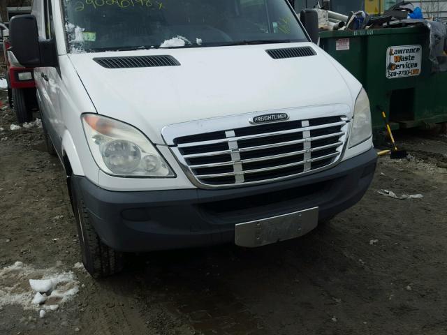 WDYPE845485337228 - 2008 FREIGHTLINER SPRINTER 2 WHITE photo 9