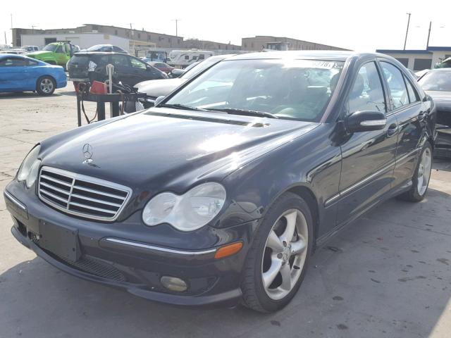 WDBRF52H76A875647 - 2006 MERCEDES-BENZ C GENERATI BLACK photo 2