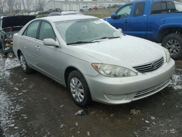 4T1BE32K25U514681 - 2005 TOYOTA CAMRY LE GRAY photo 1