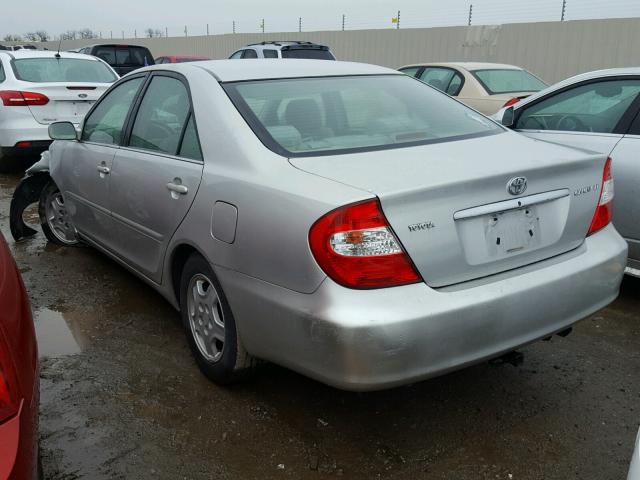 4T1BE32K13U676699 - 2003 TOYOTA CAMRY LE SILVER photo 3