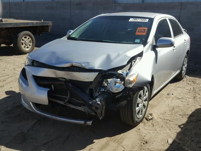 1NXBU4EE2AZ235126 - 2010 TOYOTA COROLLA BA SILVER photo 2