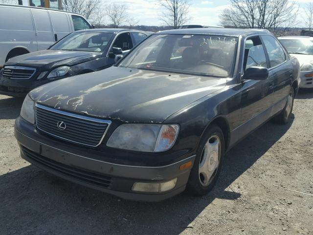 JT8BH28FXW0099732 - 1998 LEXUS LS 400 BLACK photo 2