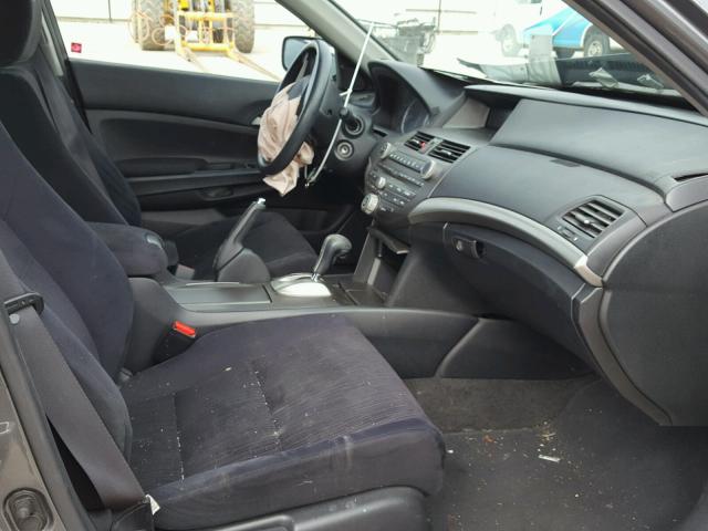 1HGCP2F47BA110671 - 2011 HONDA ACCORD LXP GRAY photo 5