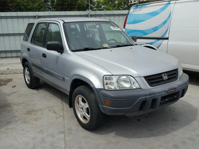 JHLRD184XWC085402 - 1998 HONDA CR-V LX SILVER photo 1