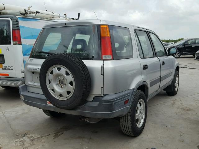 JHLRD184XWC085402 - 1998 HONDA CR-V LX SILVER photo 4