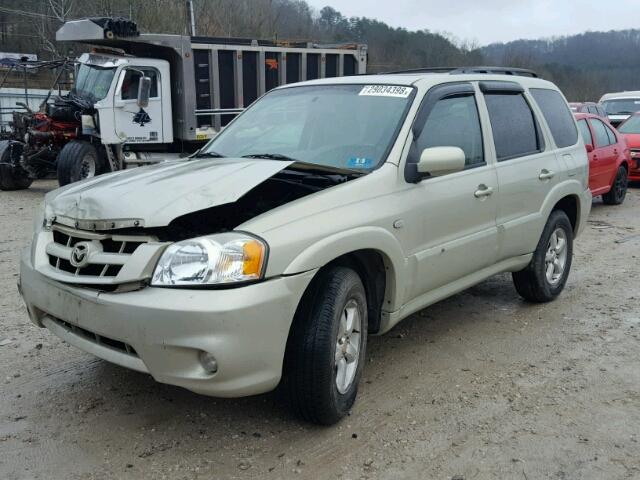 4F2CZ94135KM29946 - 2005 MAZDA TRIBUTE S GOLD photo 2