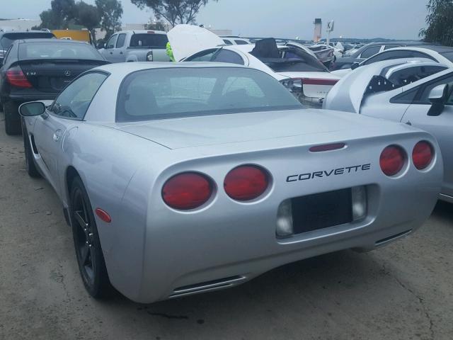 1G1YY12SX25105417 - 2002 CHEVROLET CORVETTE Z SILVER photo 3