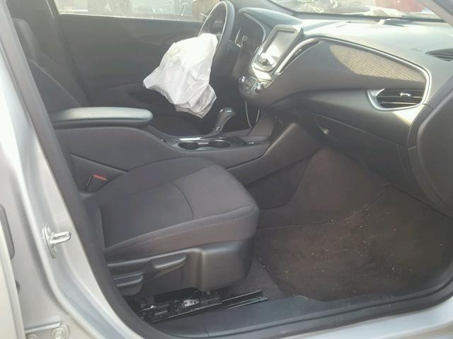 1G1ZB5ST1HF218388 - 2017 CHEVROLET MALIBU LS 银色 照片 5