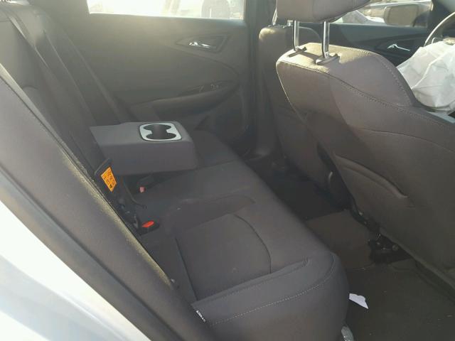 1G1ZB5ST1HF218388 - 2017 CHEVROLET MALIBU LS 银色 照片 6