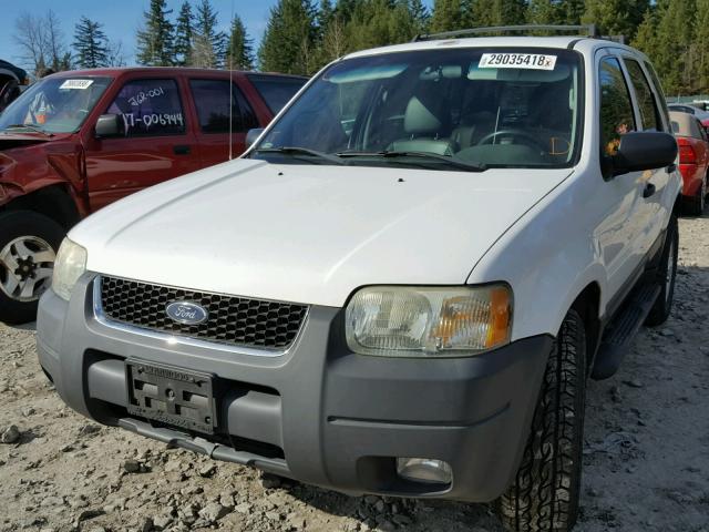 1FMYU93193KA02446 - 2003 FORD ESCAPE XLT WHITE photo 2