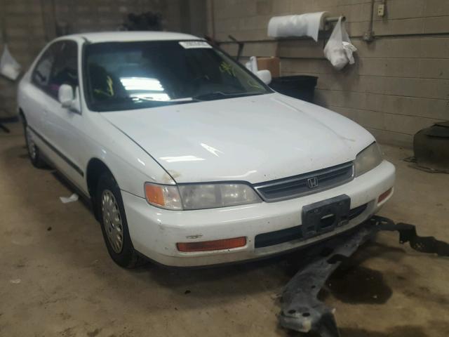 1HGCD5537TA120993 - 1996 HONDA ACCORD LX WHITE photo 1