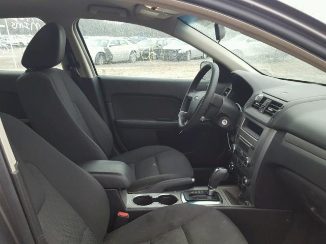 3FAHP0HA6AR127404 - 2010 FORD FUSION S GRAY photo 5