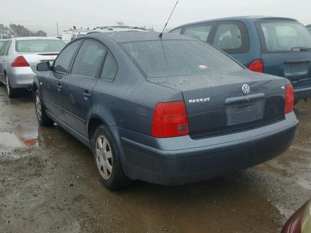 WVWAH63B21P021339 - 2001 VOLKSWAGEN PASSAT GLS GRAY photo 3