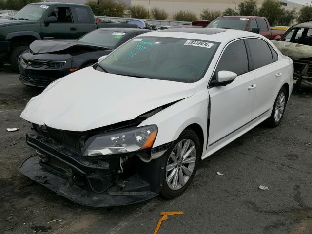 1VWCP7A32CC060677 - 2012 VOLKSWAGEN PASSAT SEL WHITE photo 2