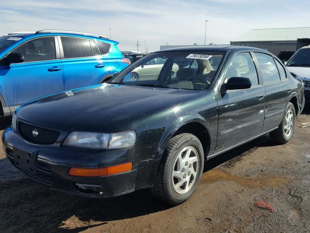 JN1CA21D0TT712490 - 1996 NISSAN MAXIMA GLE GREEN photo 2