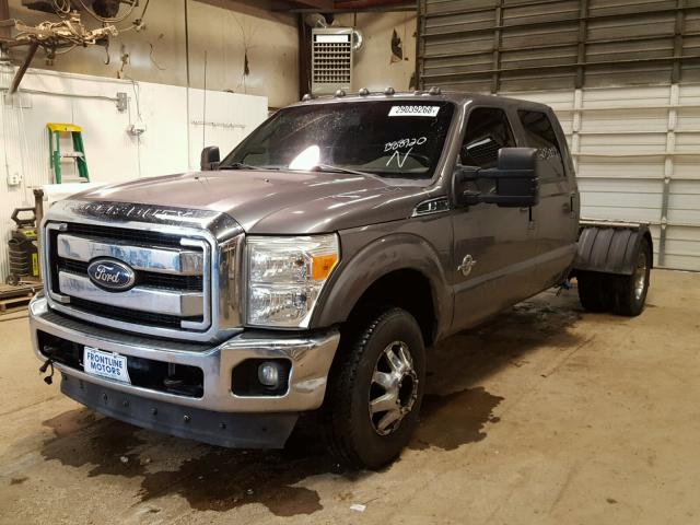 1FT8W3DT7BEB88920 - 2011 FORD F350 SUPER GRAY photo 2