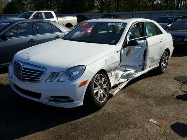 WDDHF5KB8DA666879 - 2013 MERCEDES-BENZ E 350 WHITE photo 2