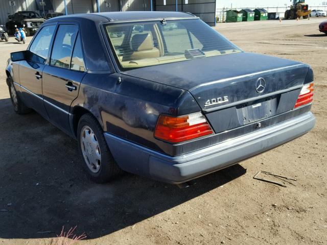 WDBEA34E0PB867163 - 1993 MERCEDES-BENZ 400 E BLUE photo 3