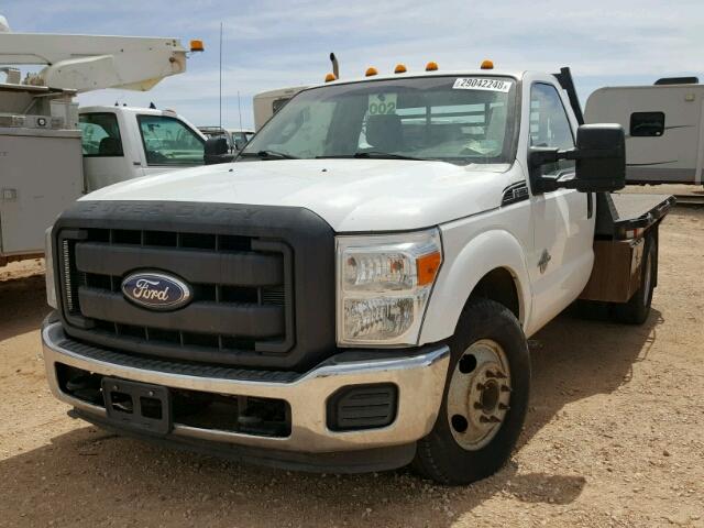 1FDRF3GT2BEC00466 - 2011 FORD F350 SUPER WHITE photo 2