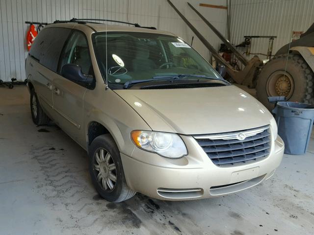 2A8GP54L56R626632 - 2006 CHRYSLER TOWN & COU BEIGE photo 1