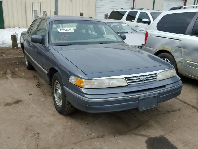 2FALP74W8PX174321 - 1993 FORD CROWN VICT GRAY photo 1