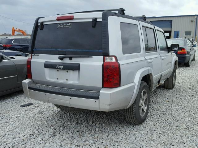 1J4RH4GK2AC157473 - 2010 JEEP COMMANDER GRAY photo 4